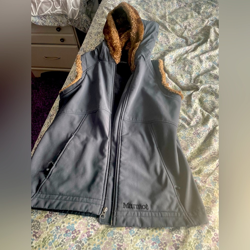Marmot faux fur lined vest